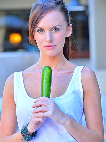 A Girl & Her Zucchini photos (Jayden Taylors)